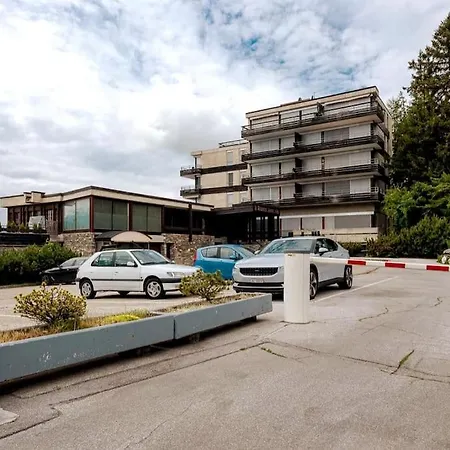 Small But Wow! With Pool @ The Κρανς Μοντάνα