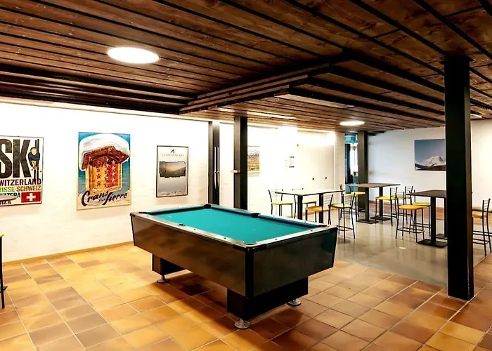 Small But Wow! With Pool @ The Κρανς Μοντάνα